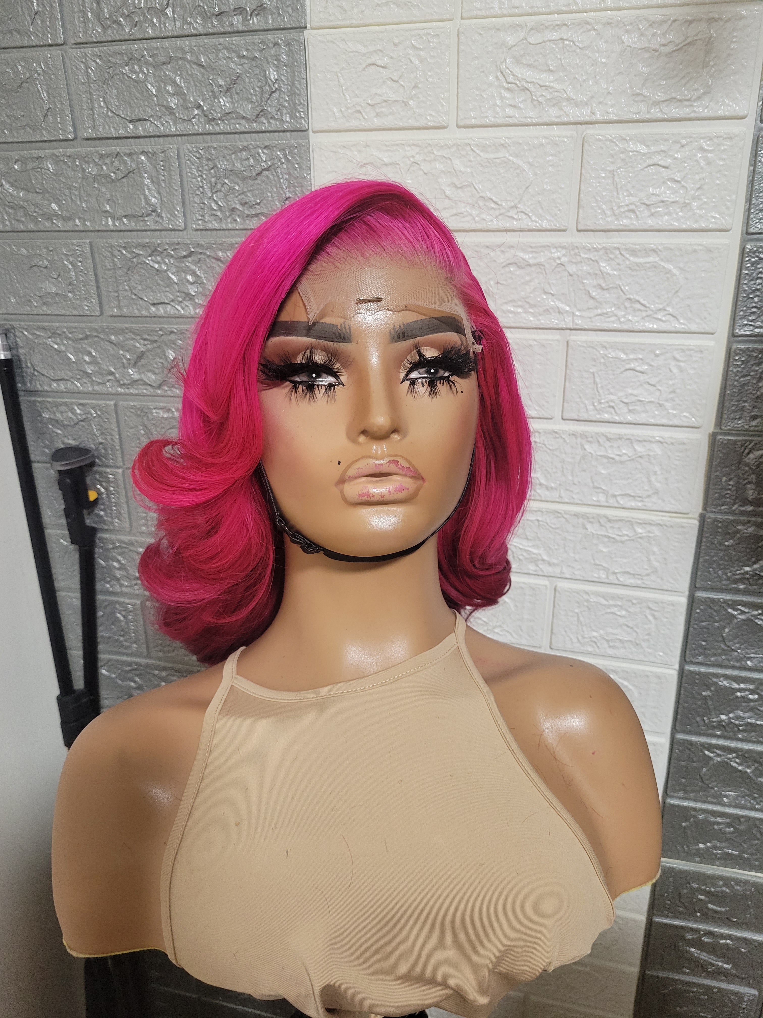 Pinky - 16in Indian Blonde Wavy - Custom Colored