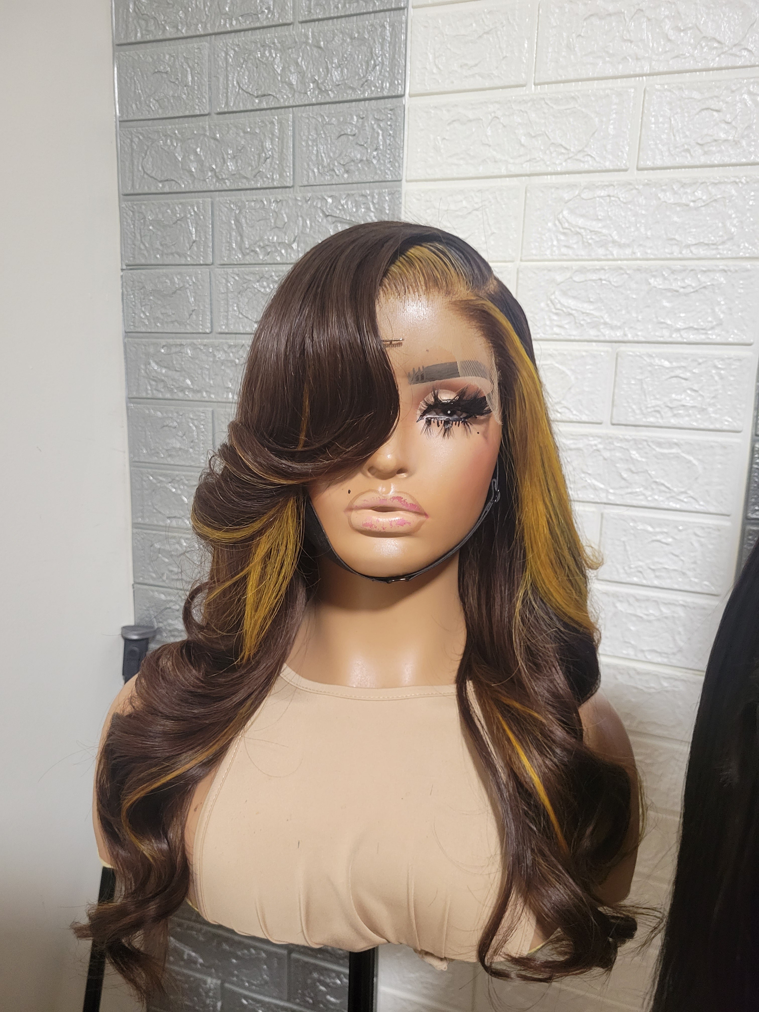 Chantelle - 20in Body Wave/Custom-Colored