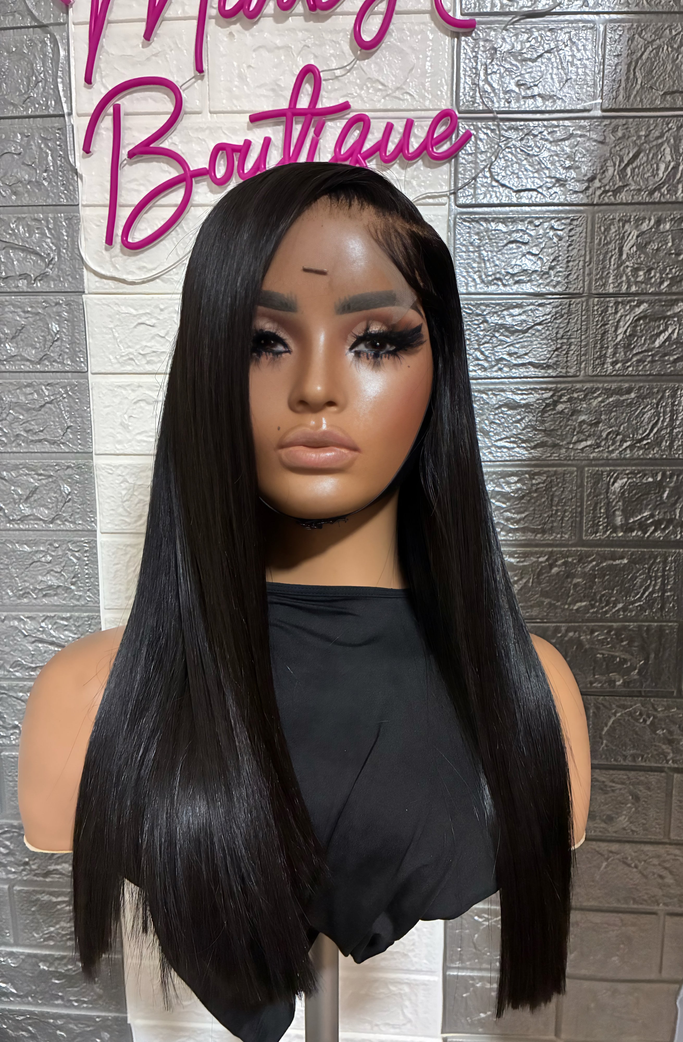 City Girl Luxe - 18in Straight